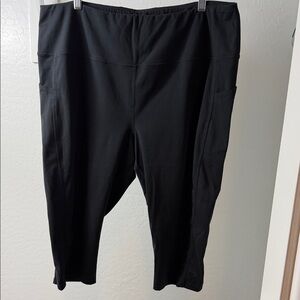 3X MPG Black Cropped Pants